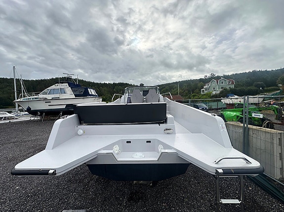 RYCK 280  lagerbåt, Suzuki 300 hk | BohusYachts 4 of 12