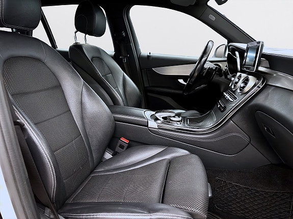 Mercedes-Benz GLC220 d 11 of 15