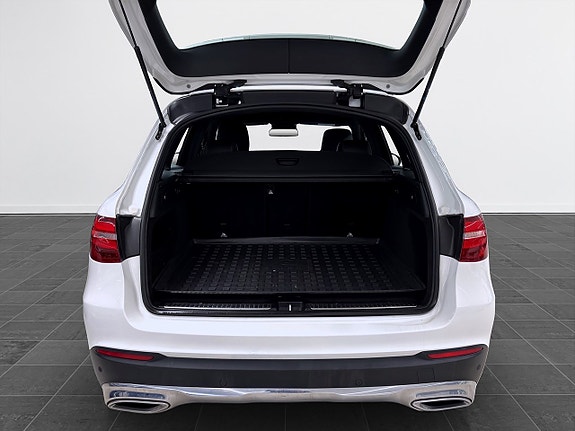 Mercedes-Benz GLC220 d 12 of 15