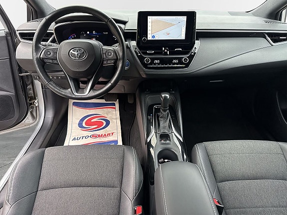 Toyota Corolla 8 of 22