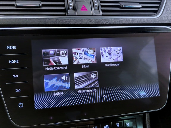 Skoda Superb 14 of 22