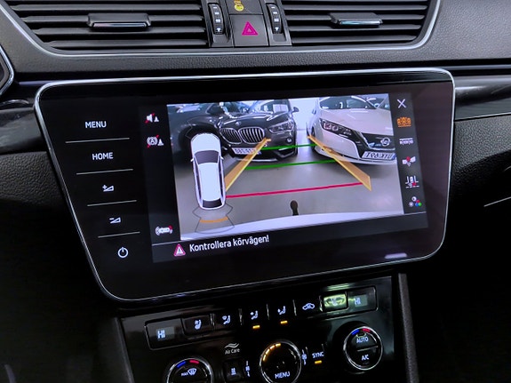 Skoda Superb 16 of 22