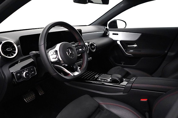 Mercedes-Benz A200 4 of 19
