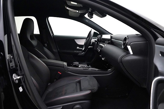 Mercedes-Benz A200 12 of 19