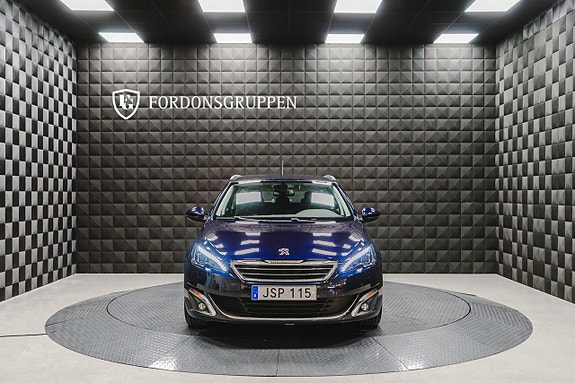 Peugeot 308 SW 9 of 21