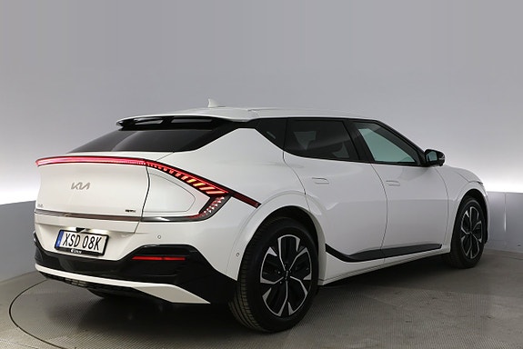 Kia EV6 5 of 27