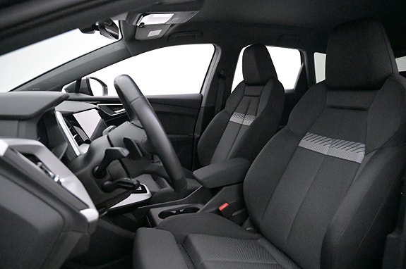 Audi Q4 e-tron 11 of 27