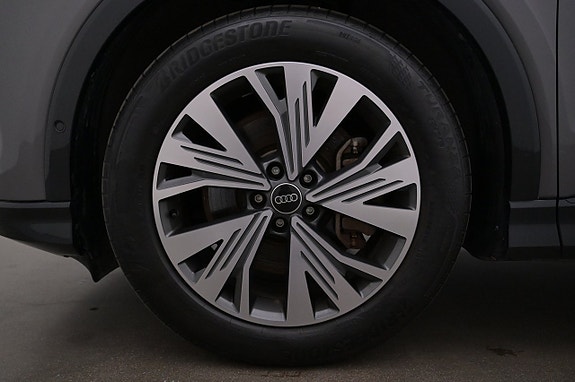 Audi Q4 e-tron 27 of 27