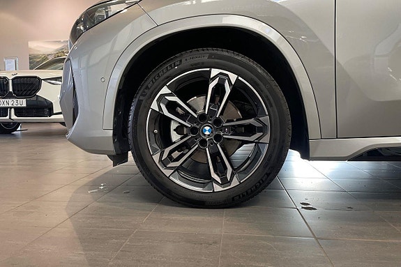 BMW X1 15 of 18