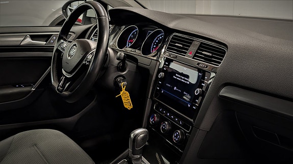 Volkswagen Golf I 11 of 19