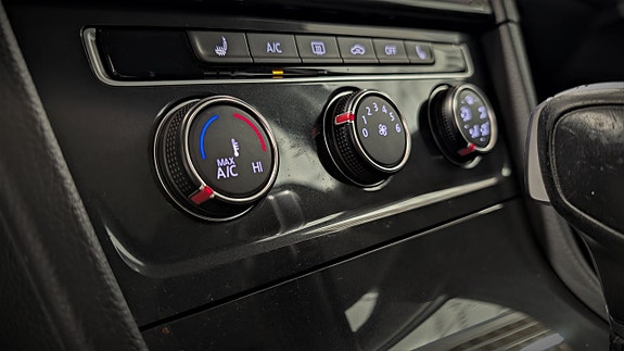 Volkswagen Golf I 16 of 19