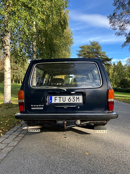 Volvo 145 5 of 10