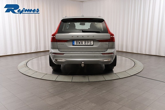Volvo XC60 16 of 24