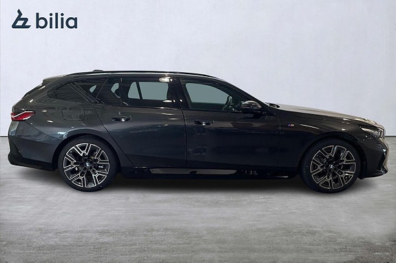 BMW 530e 16 of 18
