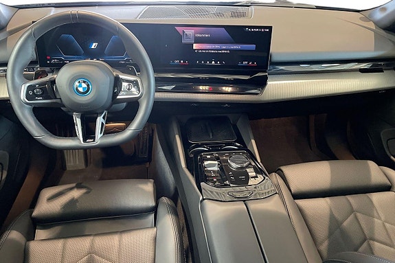 BMW 530e 8 of 18
