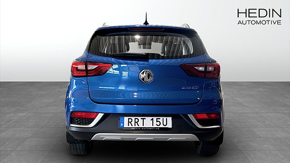 MG ZS EV 7 of 9