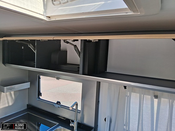 Adria Compact Select DL / Automat 10 of 21