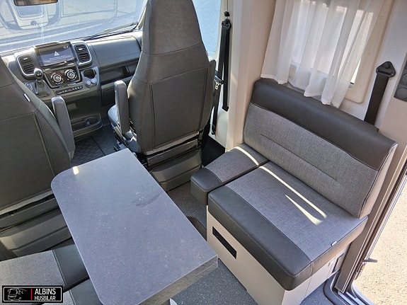 Adria Compact Select DL / Automat 3 of 21