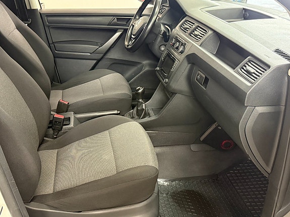 Volkswagen Caddy Maxi 10 of 12
