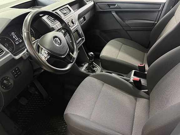 Volkswagen Caddy Maxi 9 of 12