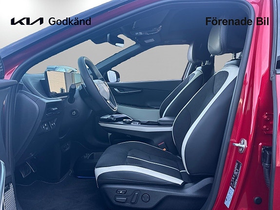 Kia EV6 8 of 19