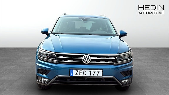 Volkswagen Tiguan 8 of 12
