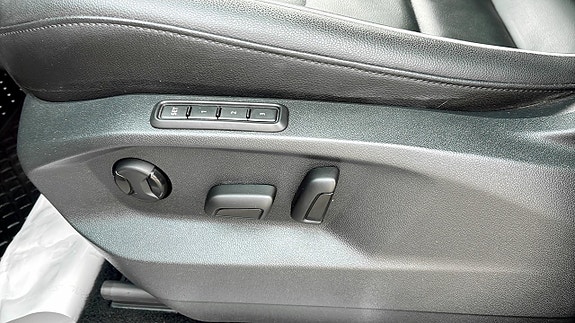 Volkswagen Tiguan 11 of 12