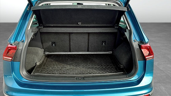 Volkswagen Tiguan 10 of 12