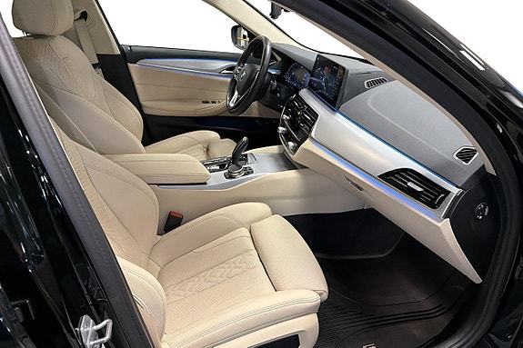 BMW 530e 11 of 22