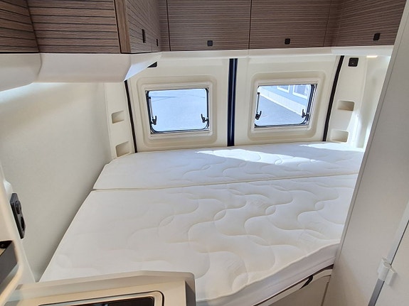 Westfalia Columbus 540D Pop-up Premium 150 Ah litium, 300 W solcell, automat, dieselvärme 14 of 26