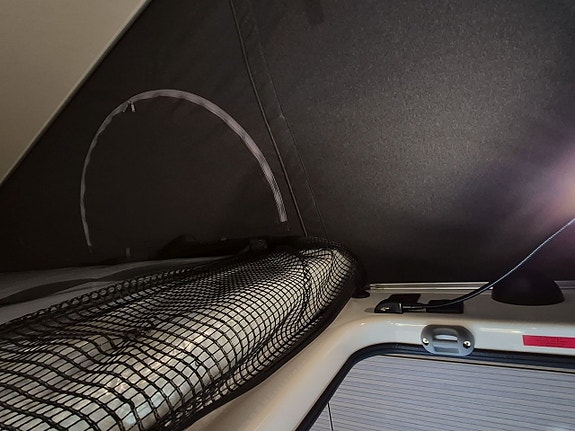 Westfalia Columbus 540D Pop-up Premium 150 Ah litium, 300 W solcell, automat, dieselvärme 20 of 26