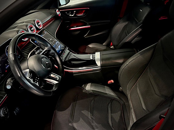Mercedes-Benz C43 4 of 18