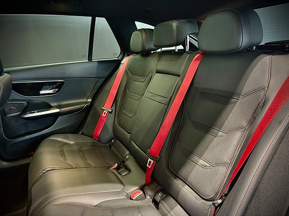 Mercedes-Benz C43 11 of 18
