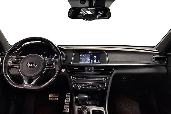 Kia Optima 8 of 12
