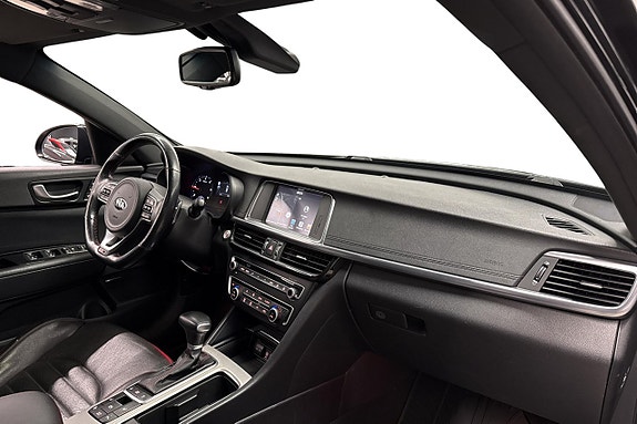 Kia Optima 9 of 12
