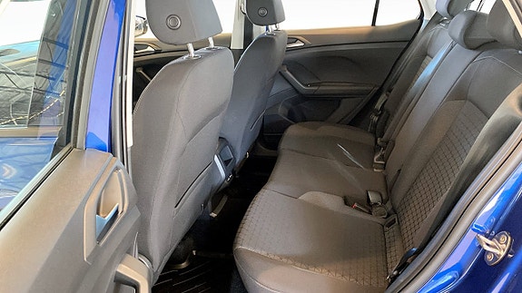 Volkswagen T-Cross 11 of 13