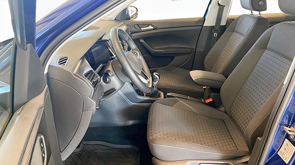 Volkswagen T-Cross 8 of 13