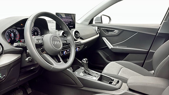 Audi Q2 7 of 12