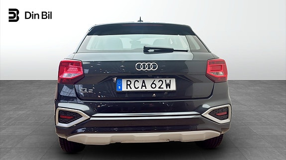 Audi Q2 5 of 12