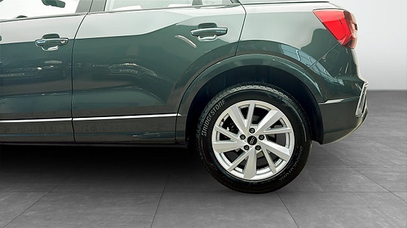Audi Q2 6 of 12