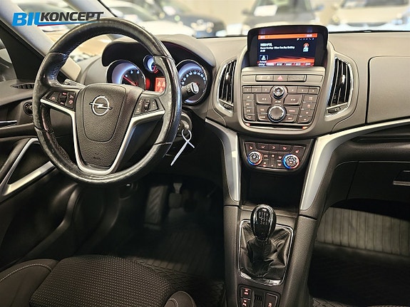 Opel Zafira Tourer 19 of 20