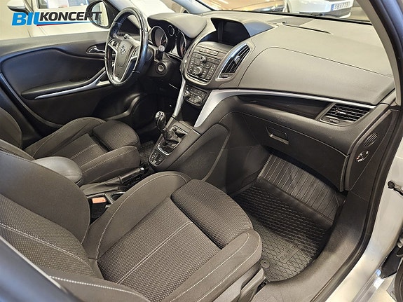 Opel Zafira Tourer 9 of 20