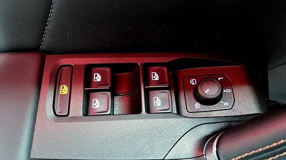 Cupra Leon 16 of 24