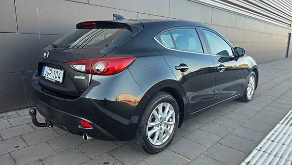 Mazda 3 12 of 18