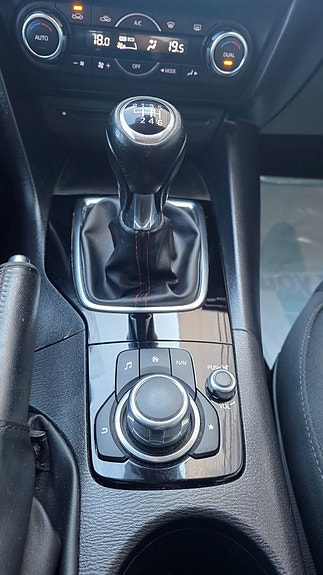 Mazda 3 11 of 18