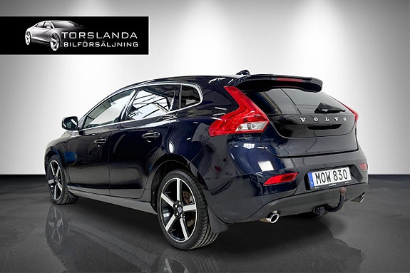 Volvo V40 4 of 14