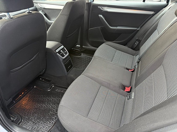 Skoda Octavia 13 of 14