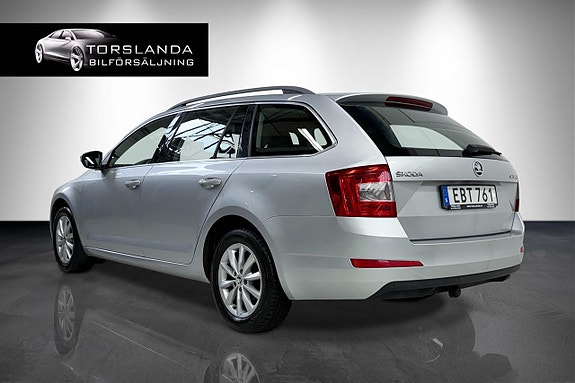 Skoda Octavia 3 of 14