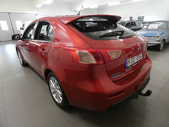 Mitsubishi Lancer 4 of 16