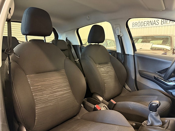 Peugeot 208 7 of 11